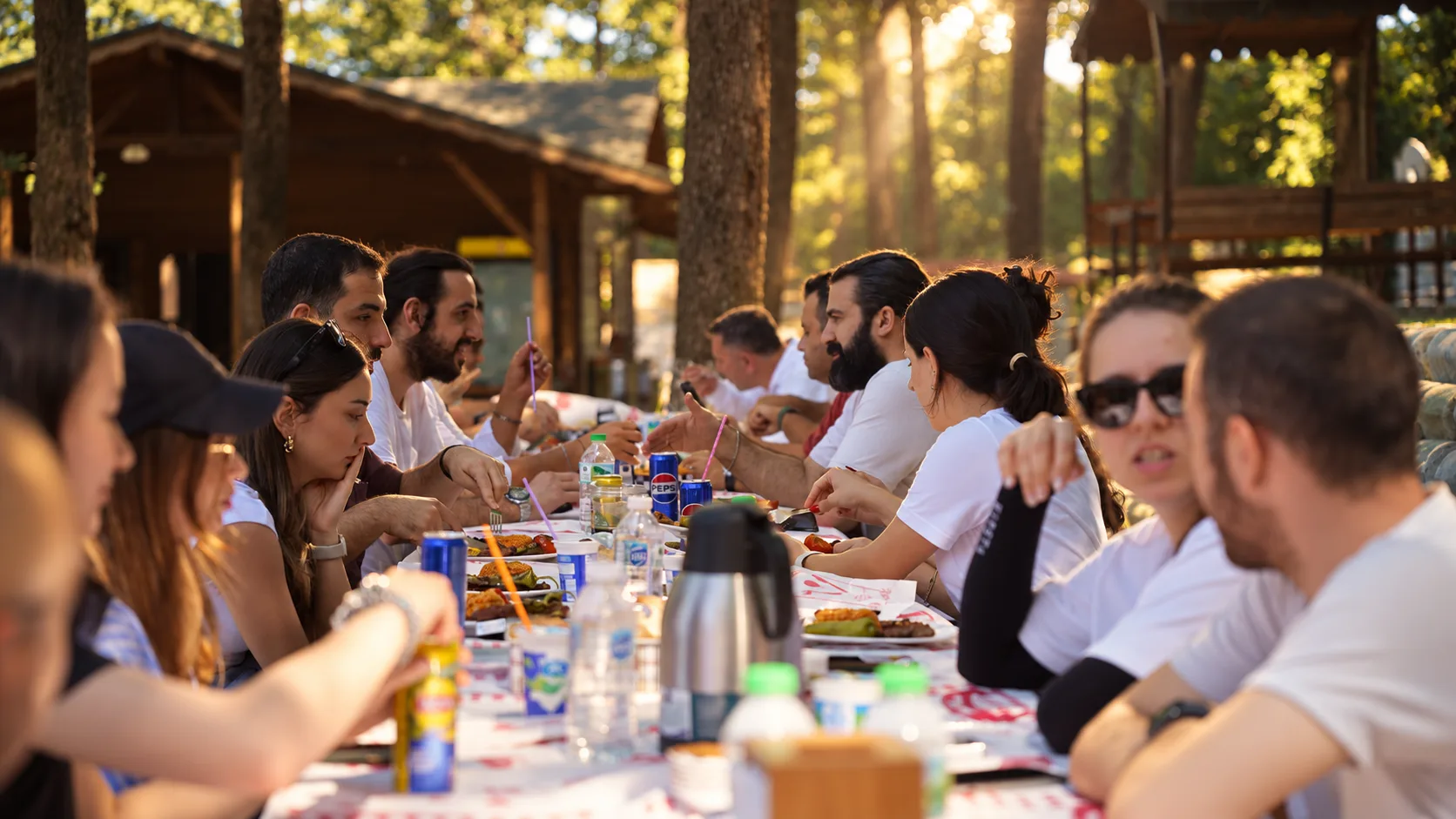 Orman Ardı Restoran'da Açık Büfe Kahvaltı